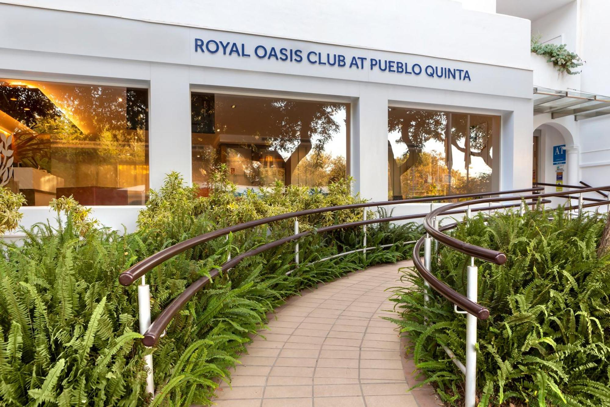 Aparthotel Royal Oasis Club At Pueblo Quinta Benalmádena Exterior foto